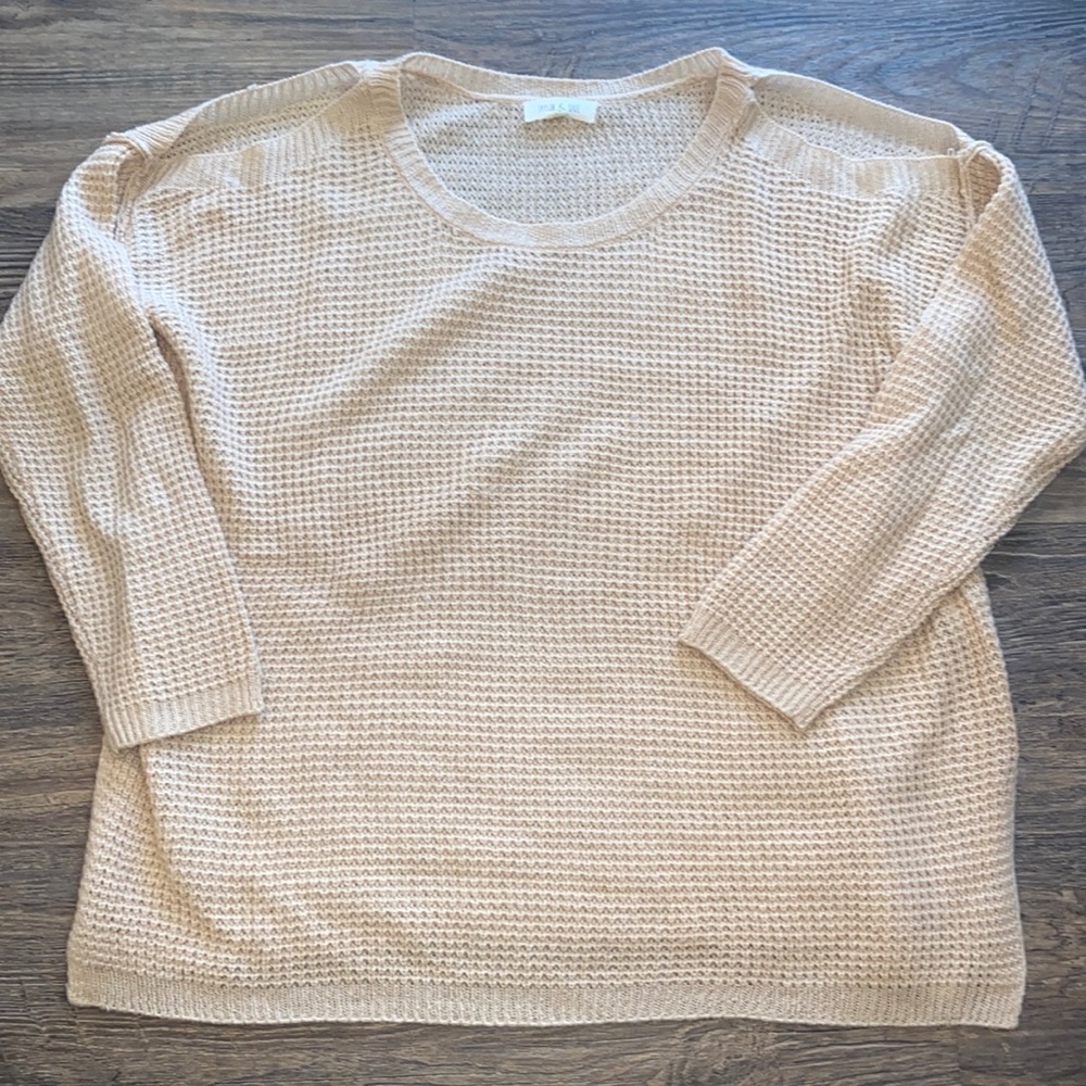 Tilly’s Sweater - Picture 2 of 9